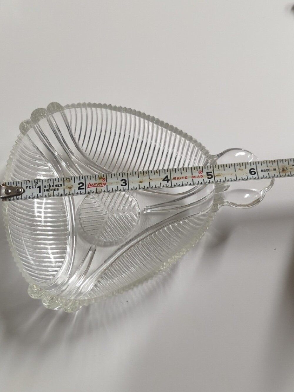 Clear Glass Ribbed Triangular Dish - Picture 3 of 4